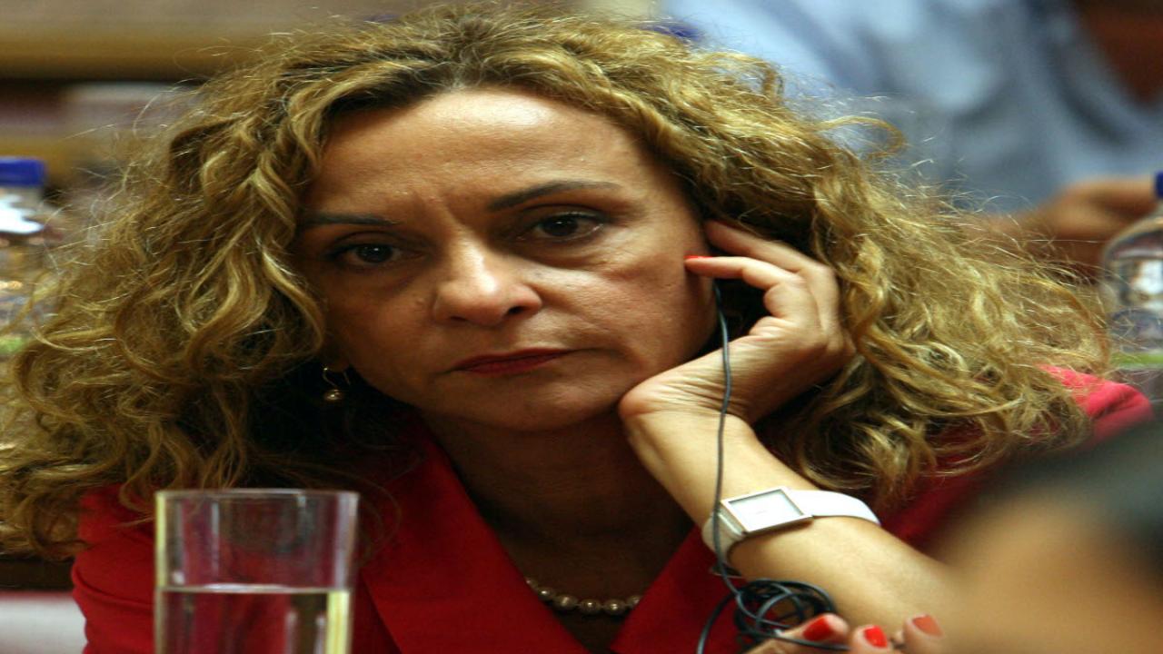 Αποτέλεσμα εικόνας για Η πρώην υπουργός Ελπίδα Τσουρή παραιτήθηκε από το ΚΙΝΑΛ -«Στη μεγάλη κατηφορική πορεία δεν θέλω να είμαι συμμέτοχος»