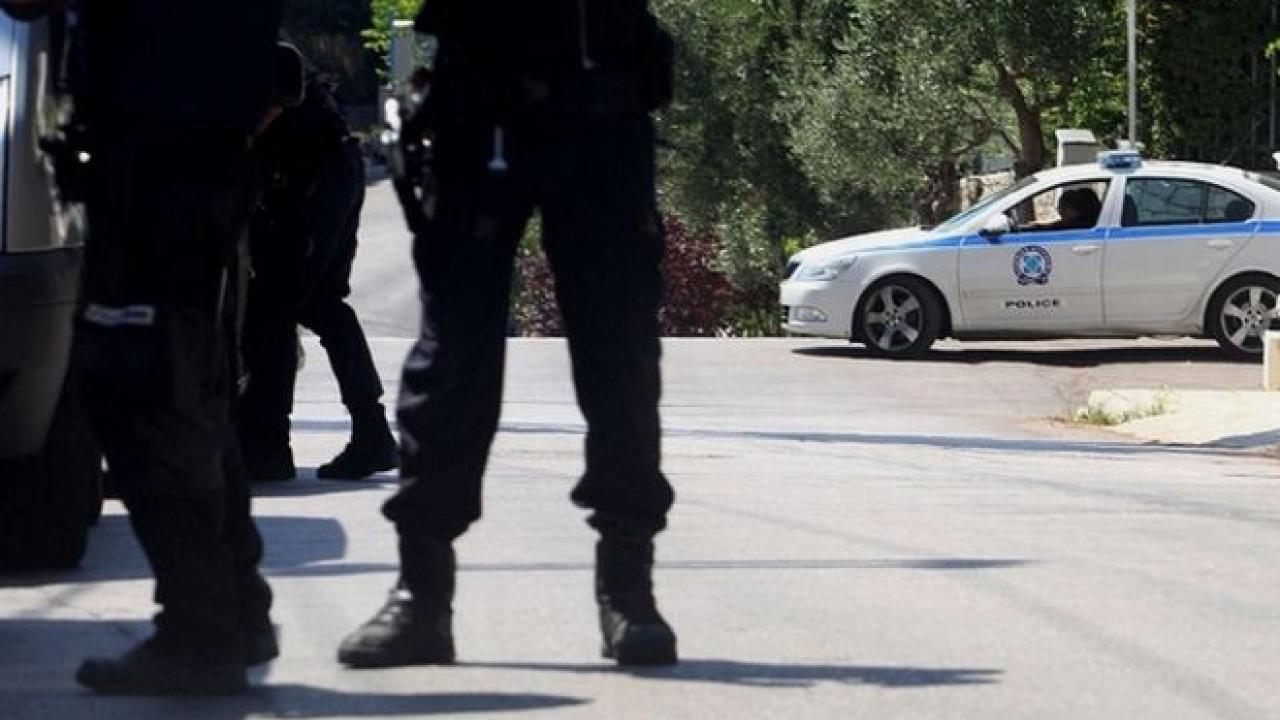 Πάτρα: Σύλληψη 14χρονου που... έκανε βόλτες με κλεμμένο αυτοκίνητο ...