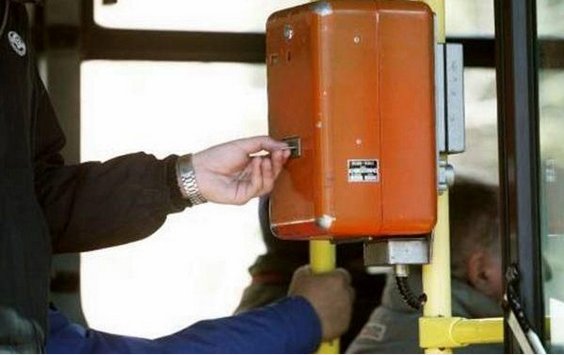 dikeomata sta mesa mazikis metaforas