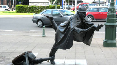 worlds most creative statues 15