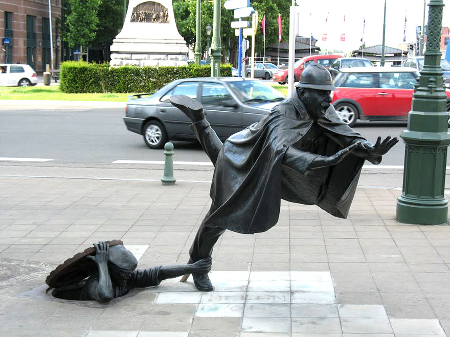 worlds most creative statues 15