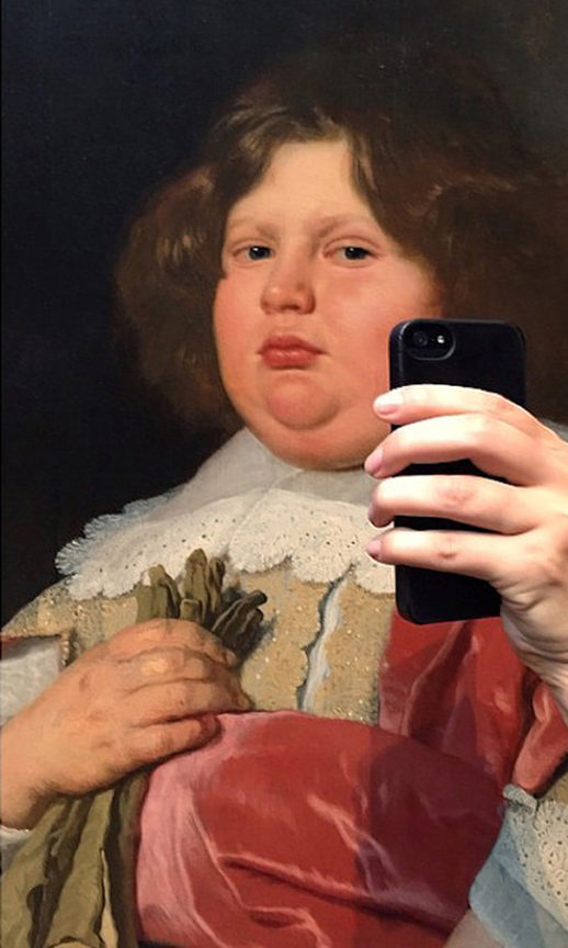 museum historical portrait selfie olivia muus 1