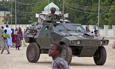 a nigerian soldier patrol 011