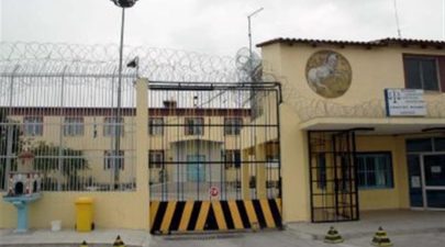 larisa prison