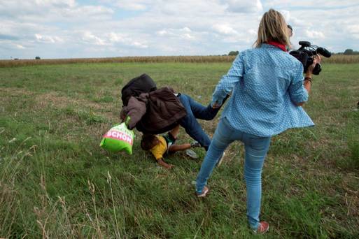 hungarian camerawoman2a
