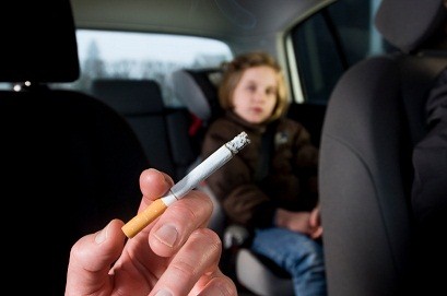 smoking in car with kid
