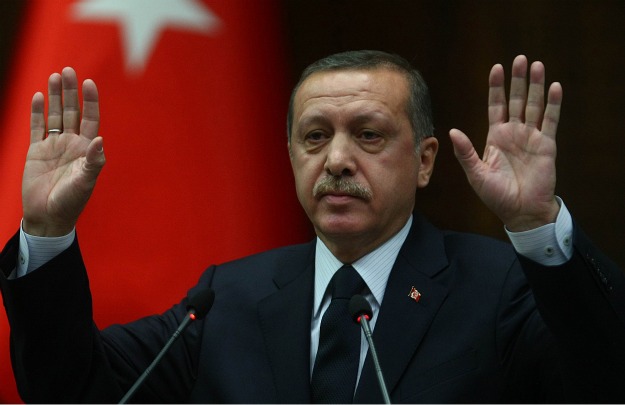 erdogan hands up