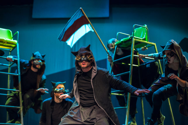 580628541dc52492018b45a0