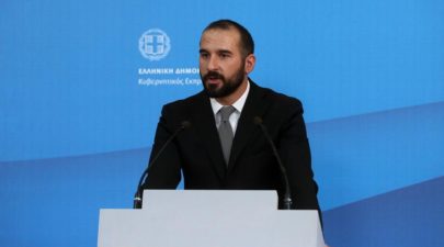 5826285f1dc52465508b4683