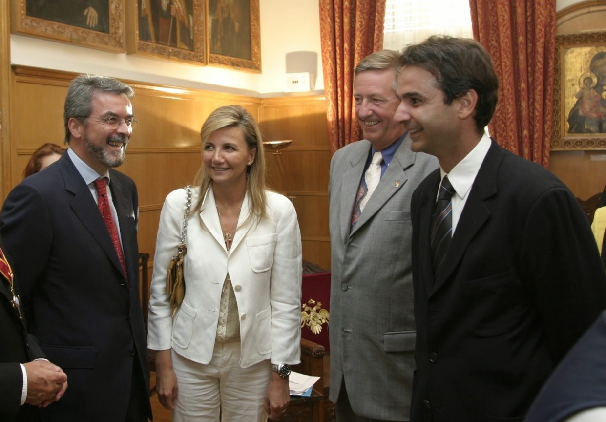 5863db081dc5247a7a8b4583