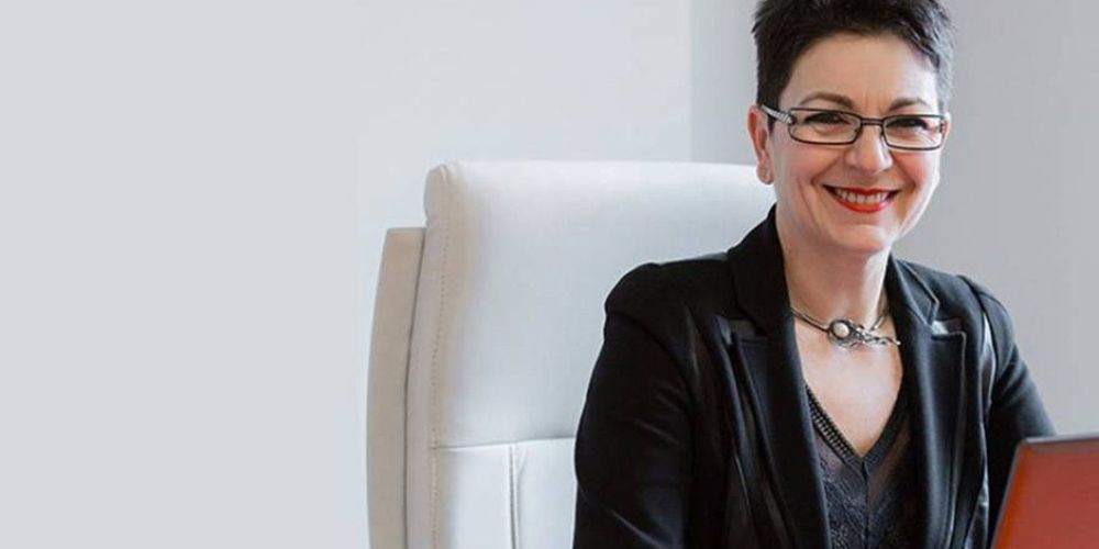 597eea8f1dc52436668b4604