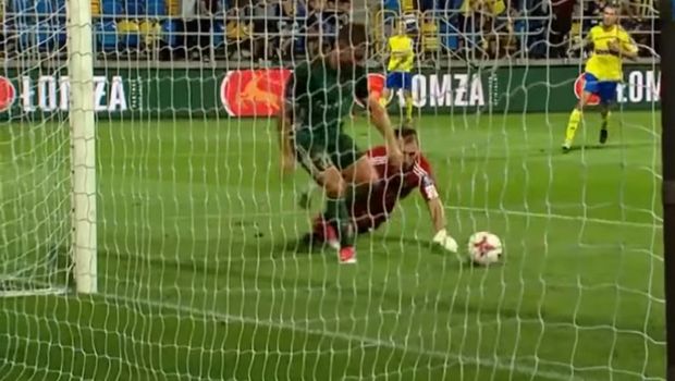 598ed4401dc5246b0c8b4653