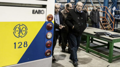 5afdf9281dc524b23c8b4571