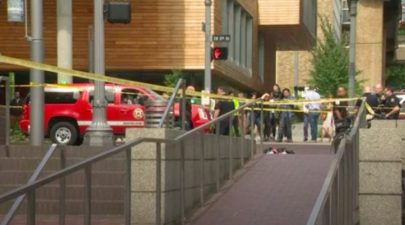 5b0864fe1dc52496388b45c0