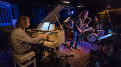 5b1012161dc524542c8b456e