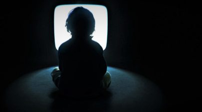 παιδί τηλεόραση