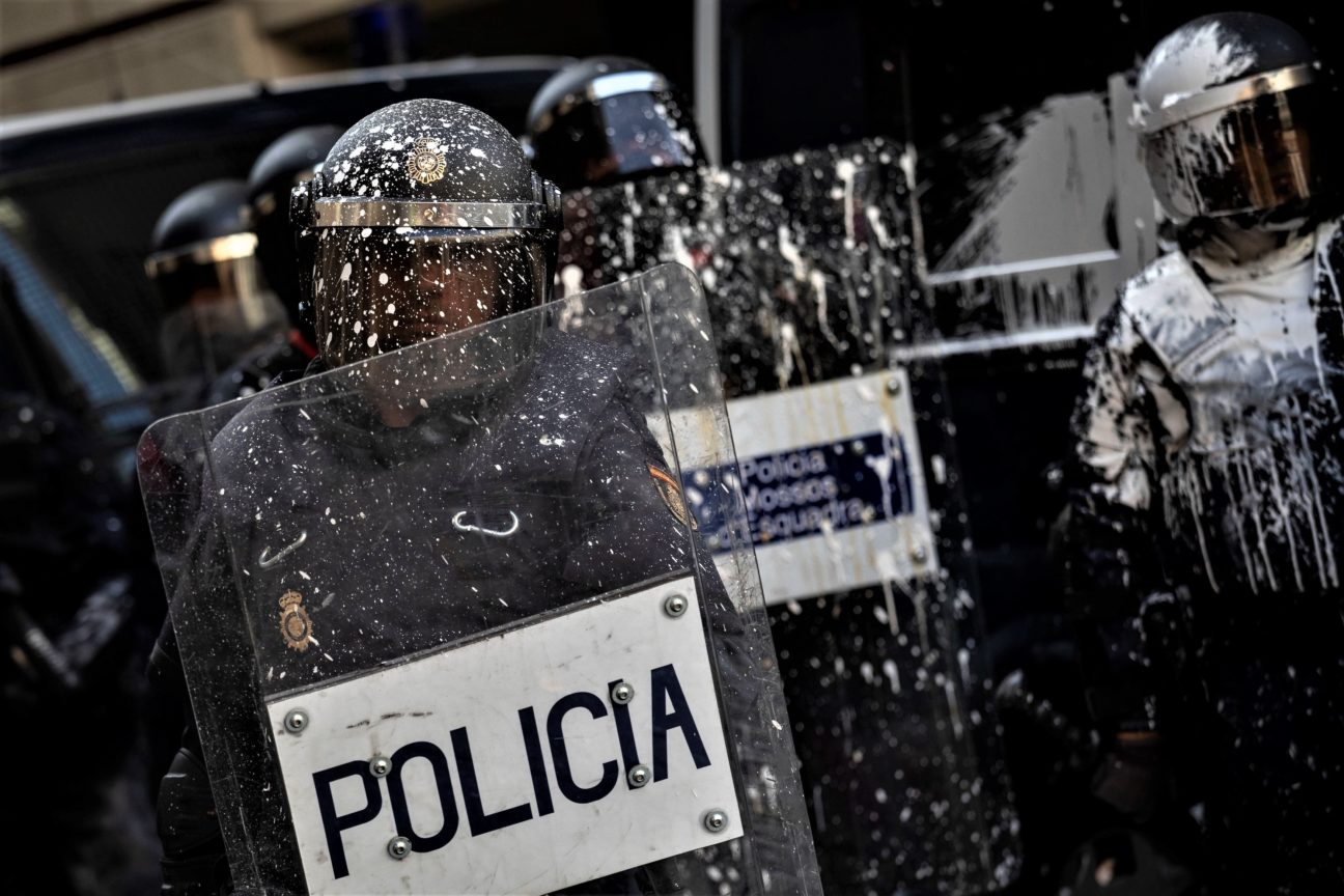 AP Barcelona Police 2