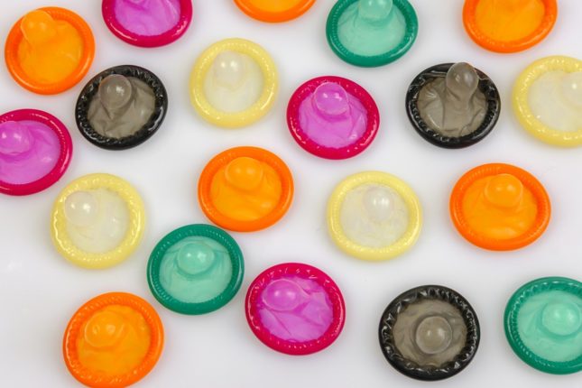 condoms 3112006 960 720