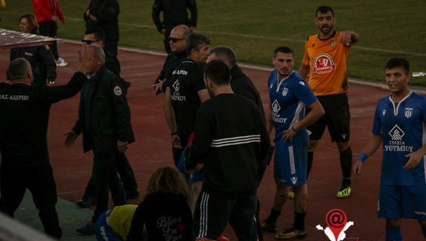 Εικόνες ντροπής σε γήπεδα της Γ' Εθνικής: Επεισόδια, κροτίδες, άγριο ξύλο και τραυματίες