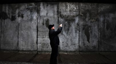 AP Berlin Wall