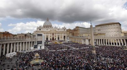 Vatican Pope Easter Horo 1