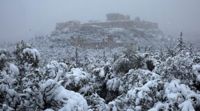 210216160834 Athens Akropoli snow xioni