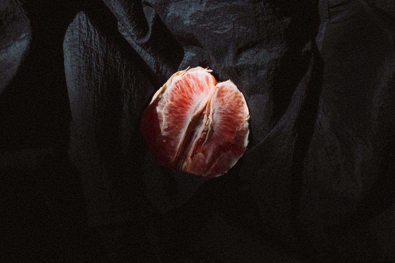 charles deluvio Ygm8YV7VpkY unsplash