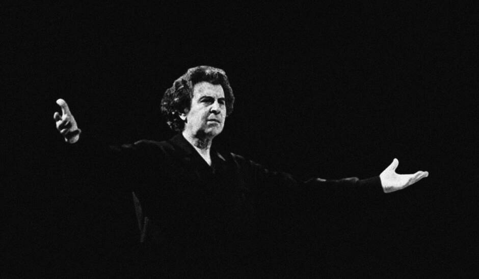 Mikis Theodorakis M.Theodorakis archive 1 940x549 1