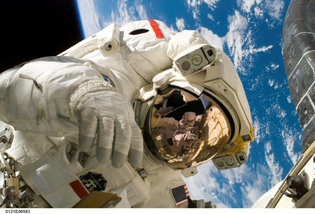 astronaut g70e967e53 1920