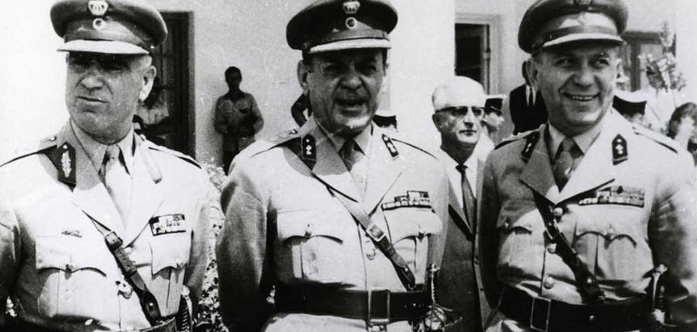 076cf373adb42f3d372ba1d990492c42 XL