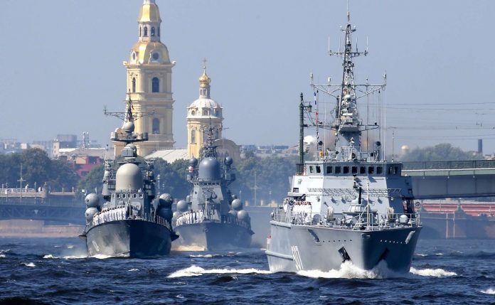 russian navy putin UMy9NxBq9IzXc3SLiPkZADD9LUi14iJy 696x429 1