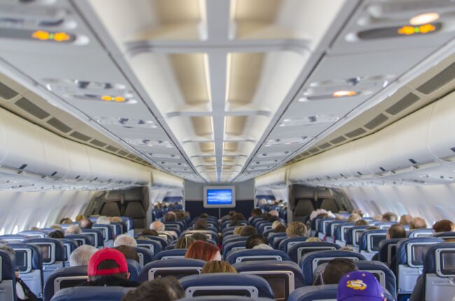 airplane seats 2570438 1920