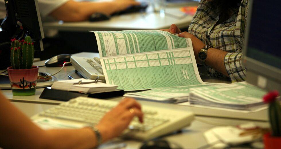 Φορολογικές δηλώσεις 2026: Αντίστροφη μέτρηση για την έκπτωση 4% – Τι ισχύει μετά τις 15 Μαΐου