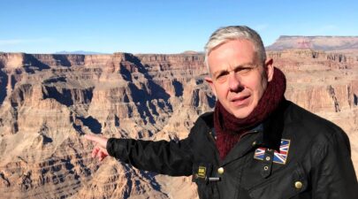 τάσος δούσης