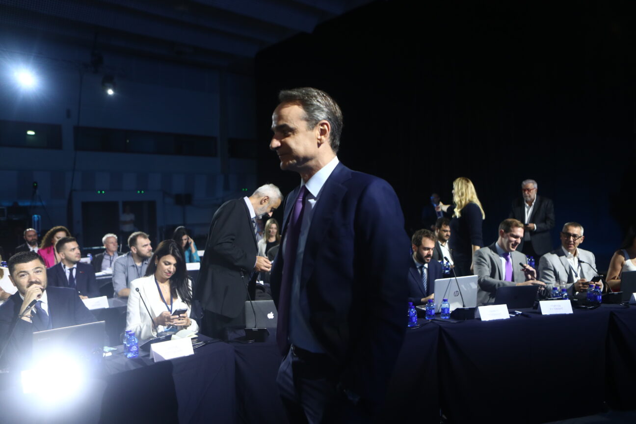 dhmosiografoi ΔΕΘ