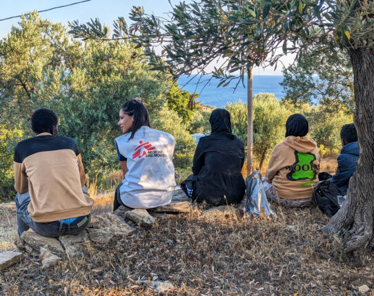 Φωτογραφία για: Έκθεση - φωτιά από τους Γιατρούς Χωρίς Σύνορα: «Σε κοινή θέα» τα pushbacks στο Αιγαίο 5 MSF Engenia Chorou MSB166565