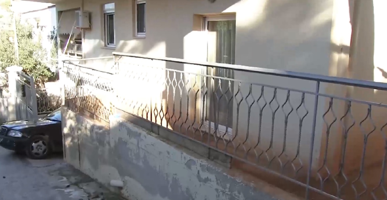 καλυβια σπιτι