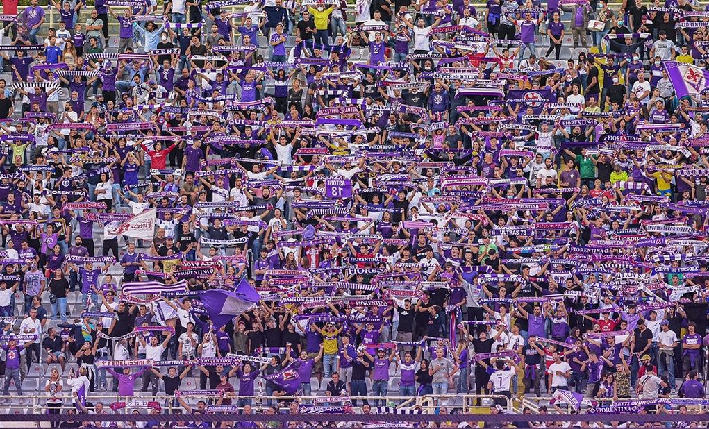 Fiorentina fans 2024
