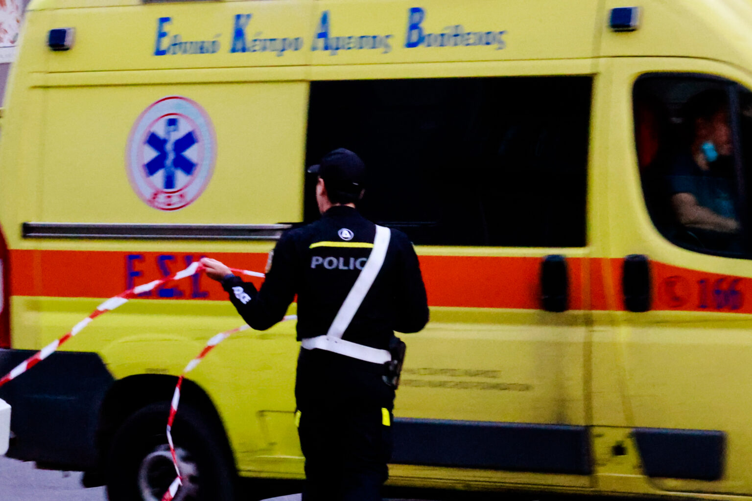 Τραγωδία στην Άνδρο: Γυναίκα έπεσε με το αυτοκίνητο της στη θάλασσα και σκοτώθηκε