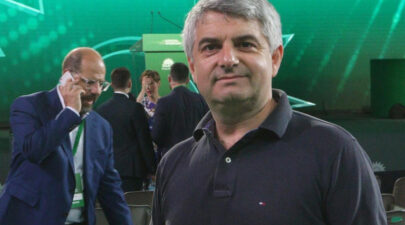 Κωνσταντι ΠΑΣΟΚ