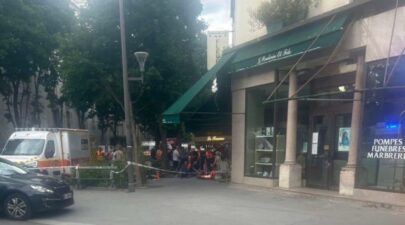 paris cafe