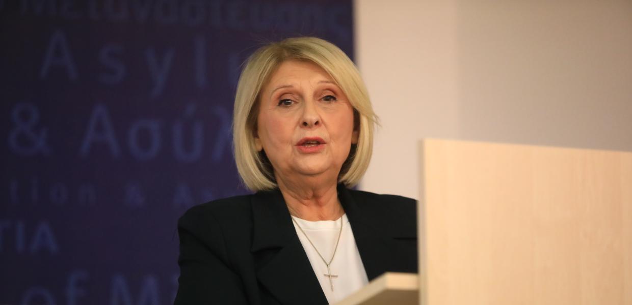 Επίθεση Βούλτεψη στην Κοβέσι επειδή είναι… Ρουμάνα: «Δε θέλω δικαιοσύνη Τσαουσέσκου στην Ελλάδα»