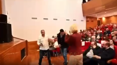 ΜΟΝΟΓΙΟΥ ΦΩΤΟ