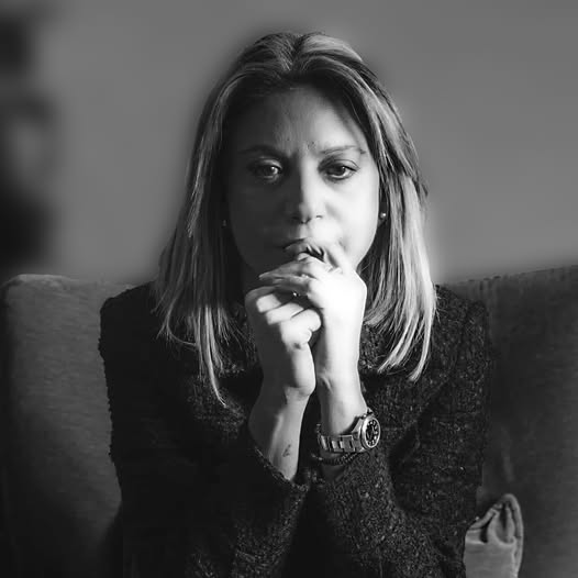 καρυστιανου cover