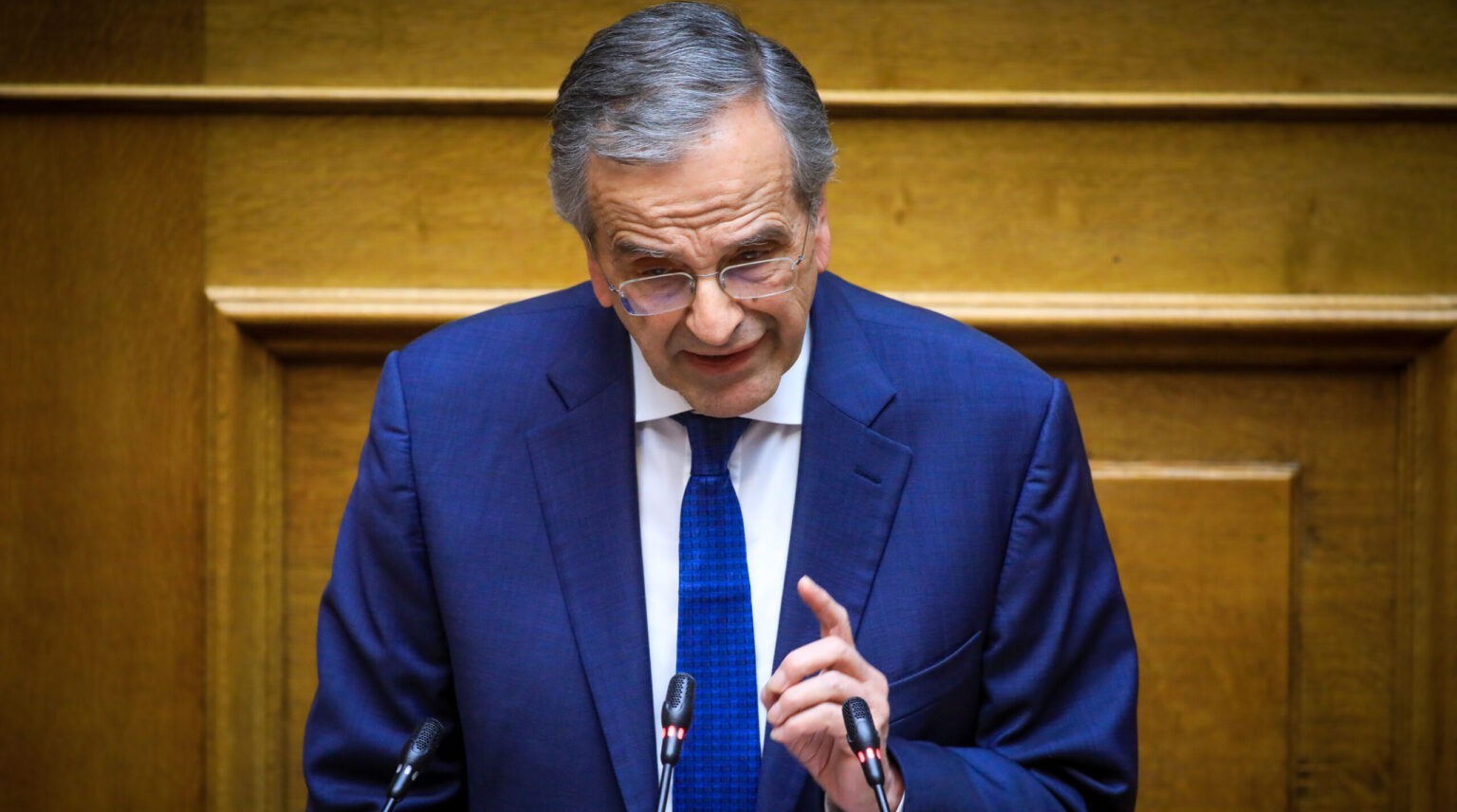 Αντώνης Σαμαράς