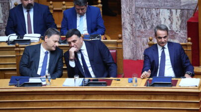 Τριαντο Μητσοτακης
