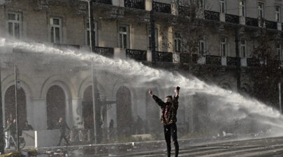 κοριτσι τεμπη