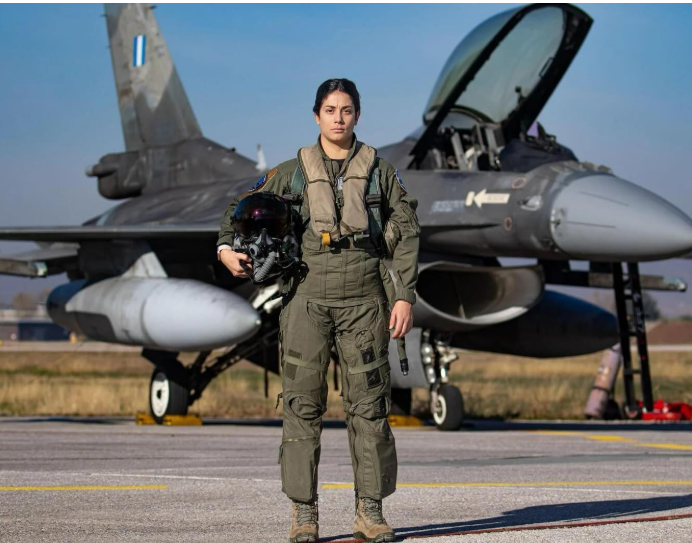 χρυσανθη F16
