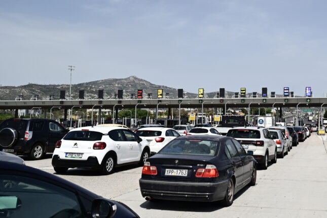 Ουρές χιλιομέτρων στα διόδια της Ελευσίνας - Δείτε live την κίνηση 2 6536729