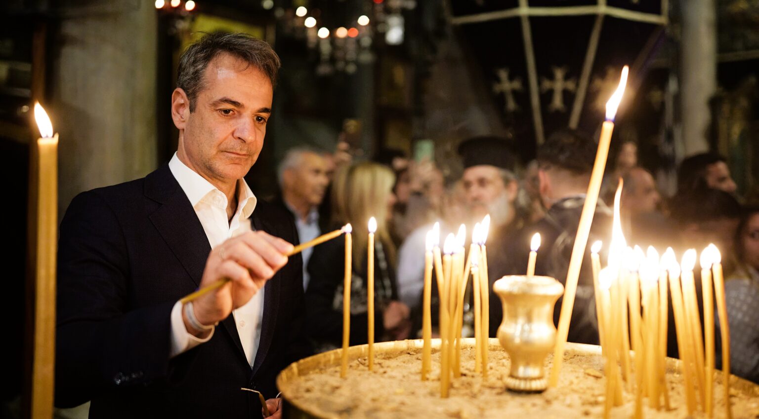 Παρασκήνιο και αντιδράσεις με κυβερνητική τροπολογία για την εκλογή Μητροπολίτη στα Χανιά: Ο ρόλος του πρωθυπουργού